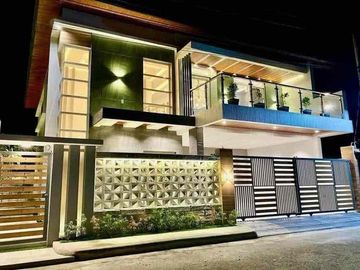 5 BEDROOMS SEMI-FURNISHED TWO STOREY HOUSE & LOT FOR SALE