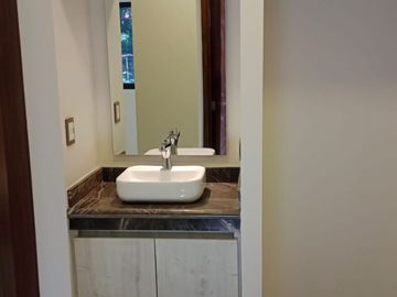CASA EN RENTA HERMOSA $35,000 FUENTES DE MORATILLA, HERMANOS SERDAN, ESTEBAN DE ANTUÑANO, AUTOPISTA, PLANTA VW.