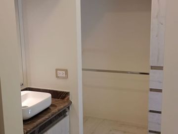 CASA EN RENTA HERMOSA $35,000 FUENTES DE MORATILLA, HERMANOS SERDAN, ESTEBAN DE ANTUÑANO, AUTOPISTA, PLANTA VW.