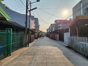 Harga Murah Rumah Brand New 3 Lantai Kelapa Gading