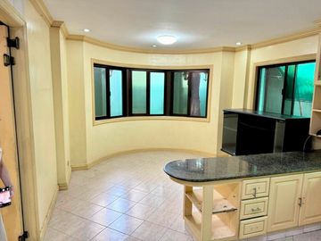 5-Bedroom House For Sale