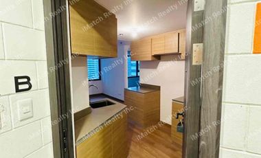 Rush Sale: P6.95m only for 35 sqm 1BR at The Rise Makati by Shangrila