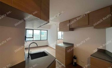 Rush Sale: P6.95m only for 35 sqm 1BR at The Rise Makati by Shangrila