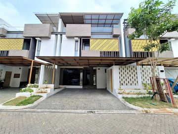 Disewa Rumah 3 Lantai - 4BR di Puri 11 Heritage | Furnish, Cluster Premium, Akses Mudah ke Tol & Pusat Kota, Siap Huni, Interior Elegan