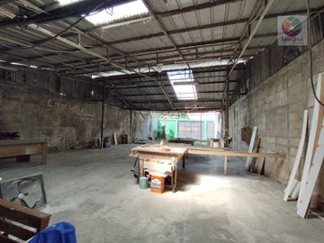 Dijual bagunan & lahan ex workshop furniture di Pondok Pekayon Indah, Bekasi Selatan