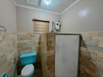 450 SQM Property in Alabang Hills For Sale