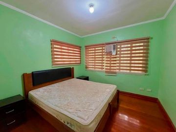 450 SQM Property in Alabang Hills For Sale