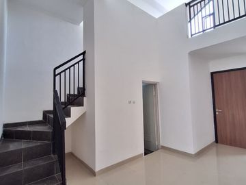 RUMAH MEZZANINE PAMULANG ANTI MASUK GANG 2 KAMAR TIDUR & RUANG MEZZANINE
