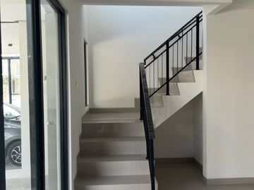 Rumah 2lt luas 6x15 90meter Cluster Florida PIK 2 Pantai Indah Kapuk