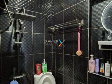 DIJUAL RUMAH CANTIK SIAP HUNI SEMI FURNISH 3 KAMAR TIDUR DI PERUMAHAN SAXOFONE, LOWOKWARU, MALANG KOTA