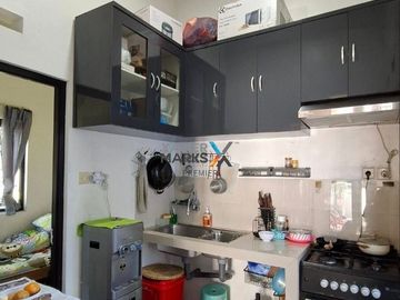 DIJUAL RUMAH CANTIK SIAP HUNI SEMI FURNISH 3 KAMAR TIDUR DI PERUMAHAN SAXOFONE, LOWOKWARU, MALANG KOTA