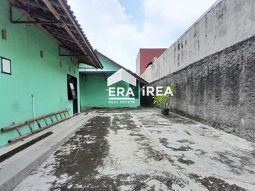 RUMAH DISEWAKAN DI SOLO DEKAT TAMAN BALEKAMBANG DAN STADION MANAHAN