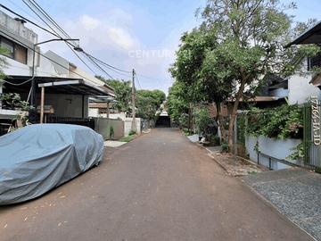 Rumah siap huni cantik dijual di sektor 3 Bintaro Jaya lokasi strategis dekat Tol, Bintaro Plaza, Stasiun Pondok Ranji dan Superindo