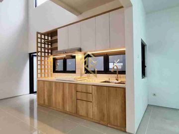 rumah baru 2lantai lokasi strategis di turangga buahbatu bandung kota