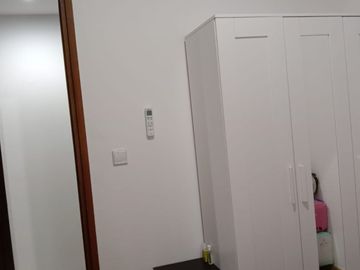 DIJUAL APARTMENT 3BR FULL FURNISHED VIEW SWIMING POOL DI M-TOWN SIGNATURE GADING SERPONG