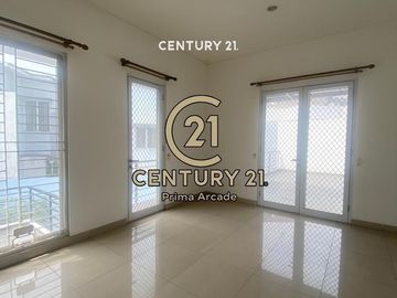 Dijual Rumah Mewah Di Kebayoran Height, Bintaro Sektor 7 Lingkungan nyaman & Bersih Bebas Banjir Keamanan 24 jam Balkon Halaman Terbuka