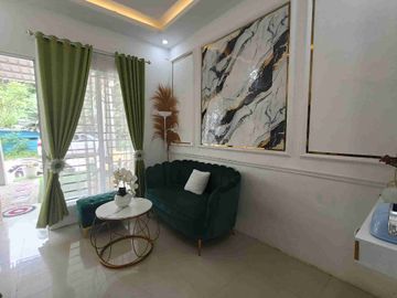 dijual cepat butuh uang rumah full furnished