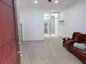 Dijual Rumah 2lantai Full Renovasi dan furnished Orchard Park Batam