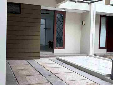 Dijual Rumah 2lantai Full Renovasi dan furnished Orchard Park Batam