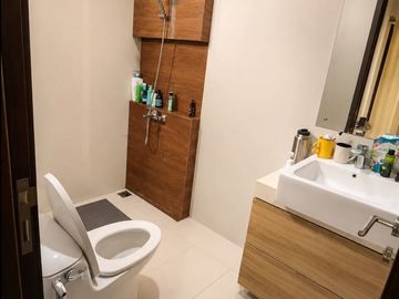 Dijual Rumah The Green BSD City