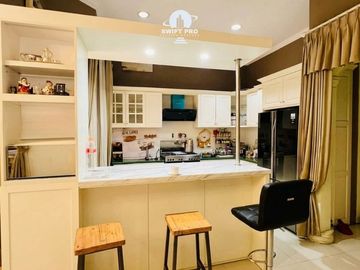 RUMAH SIAP HUNI FULLY FURNISHED POSISI HOEK JAGAKARSA JAKARTA SELATAN