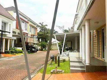 dijual hunian cantik dan siap huni di daerah strategis DM100