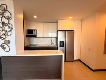 Apartamento AMOBLADO en Arriendo en Altos del Poblado, El Poblado