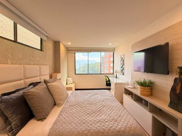 Apartamento AMOBLADO en Arriendo en Altos del Poblado, El Poblado