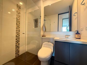 Apartamento AMOBLADO en Arriendo en Altos del Poblado, El Poblado