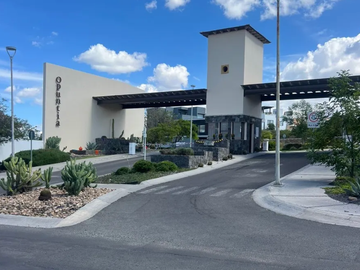 Bonito terreno en venta en Opuntia, Zibatá, Querétaro