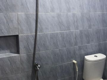 Rumah Kost 21 Kamar Pemuh Dkt kampus Untar Tomang Jakbar/J523