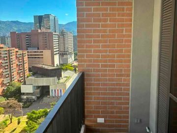 Alquiler DIRECTO de hermoso apartamento CIUDAD del RIO,$3.920.000 Medellín