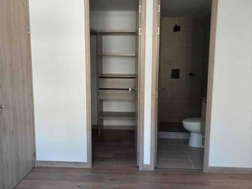 Alquiler DIRECTO de hermoso apartamento CIUDAD del RIO,$3.920.000 Medellín