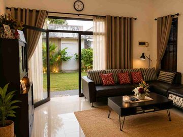 House for Sale. Jual Rumah Hook 3KT+2 Nego sampai deal lokasi Strategis