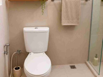 House for Sale. Jual Rumah Hook 3KT+2 Nego sampai deal lokasi Strategis