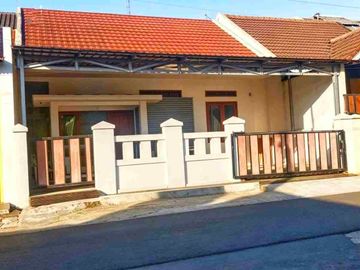 Rumah Strategis Area Perumahan
