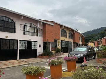 Casa en venta en Floridablanca, sector paraguitas
