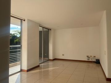 Apartamento en Arriendo en Cumbres, Envigado