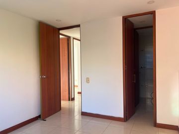 Apartamento en Arriendo en Cumbres, Envigado