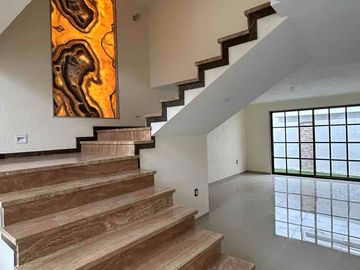 NR Casa Nueva en Renta Condado del Valle Bakeira, Metepec