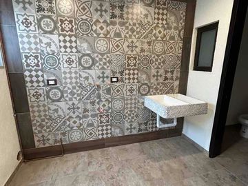 NR Casa Nueva en Renta Condado del Valle Bakeira, Metepec
