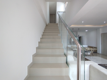 Apartamento en Arriendo en Riomar