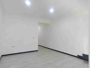 Rumah Baru Murah siap Huni di Kali Kepiting, Tambaksari, Sby Timur
