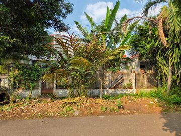 Tanah kavling ,bentuk kotak , delman kebayoran lama