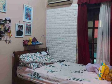 rumah secondary tanah luas lokasi strategis di Pondok Kelapa Jaktim