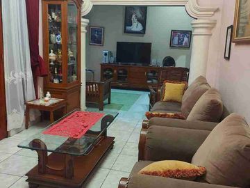 rumah secondary tanah luas lokasi strategis di Pondok Kelapa Jaktim