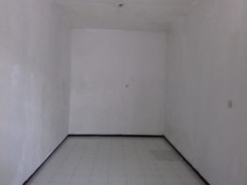 Disewakan Rumah Siap Huni Raya Kutisari Indah Tenggilis REV.A827