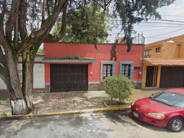 CASA EN VENTA EN CALLE VICENTE GUERRERO COLONIA DEL CARMEN COYOACAN CDMX