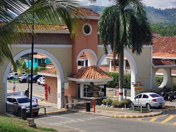 SE ARRIENDA APARTAMENTO MEDITERRANE