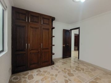 Casa comercial en Arriendo en Santa Monica, La America Medellín